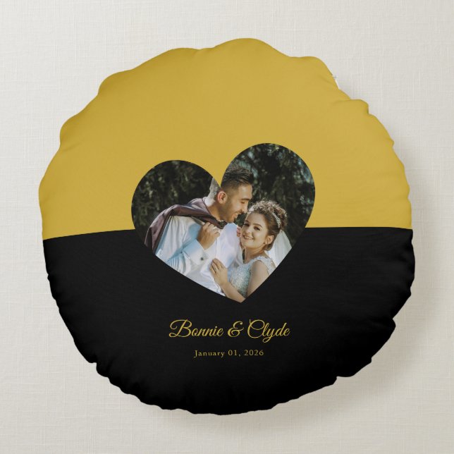 Eye-casing Heart Couple Gold and Black Round Pillow (Back)