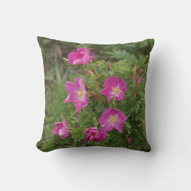 F46 Wild Roses Throw Pillow (Front)
