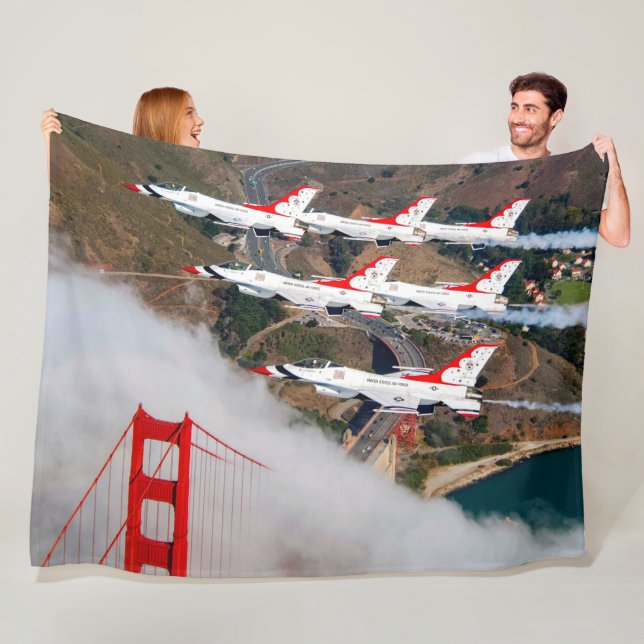 F-16C FIGHTING FALCON FLEECE BLANKET (In Situ)