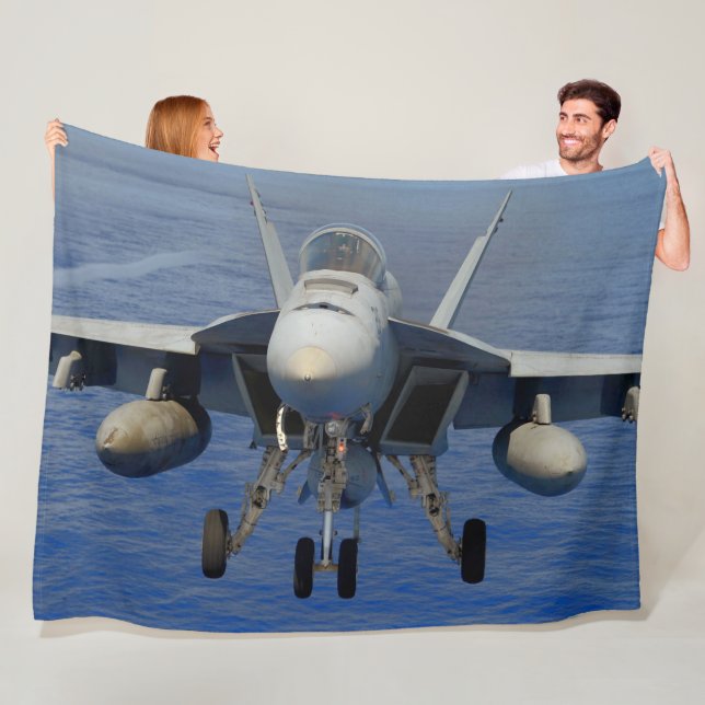 F/A-18E SUPER HORNET FLEECE BLANKET (In Situ)