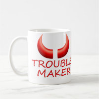 Fabricant de problème et tasse de café de klaxons
