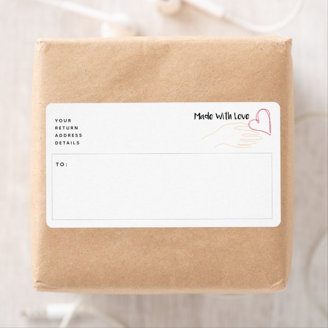 Fabriqué avec amour coeur expédition étiquette (En situation)