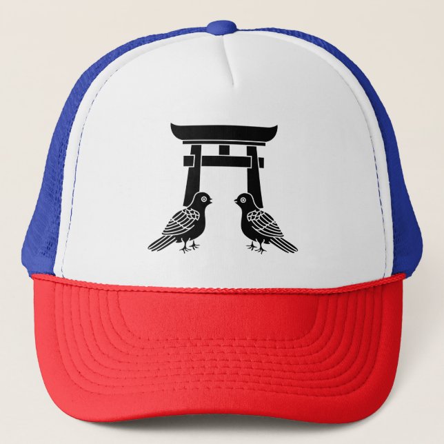 Facing doves and Torii Trucker Hat (Front)