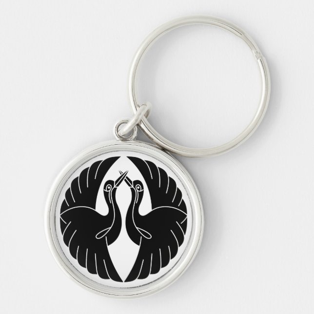 Facing white cranes keychain (Front)