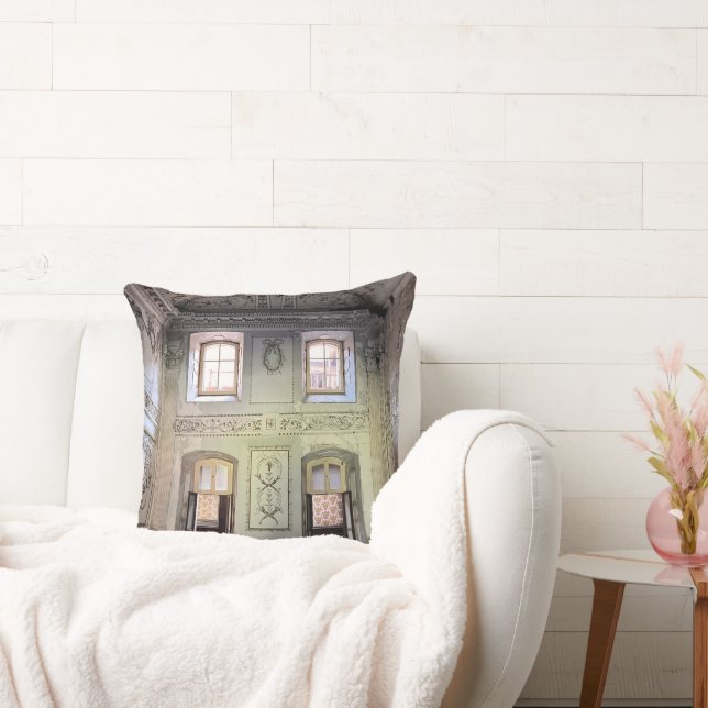 Fading Splendour Throw Pillow (Couch)