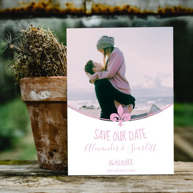 Faire-part Annonce de sauvegarde de photo de lis fleuri rose  (Pink Fleur de Lis Photo Save the Date)