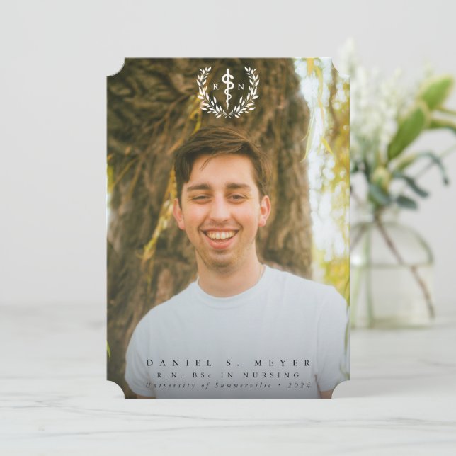 Faire-part Asclepius blanc RN Infirmière diplômée (Debout devant)