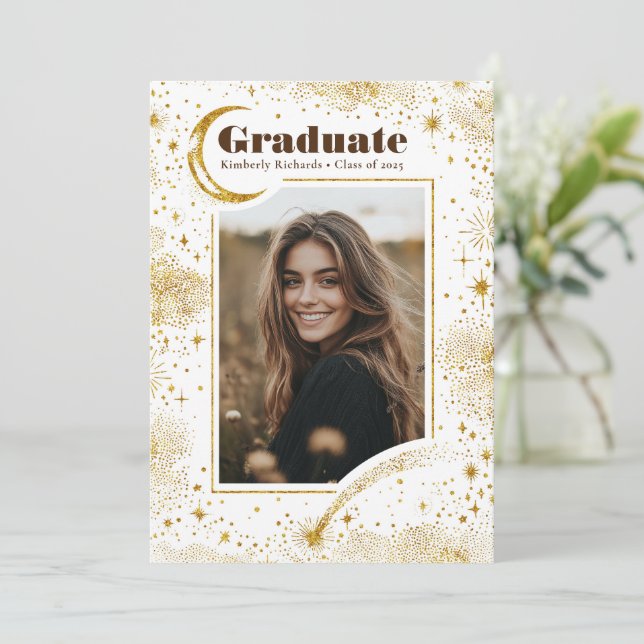 Faire-part Celestial Modern Graduate Photo Graduate (Debout devant)