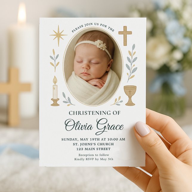 Faire-part de baptême neutre pour bébé fille (christening-invitation-girl-handheld-gold-cross.png)