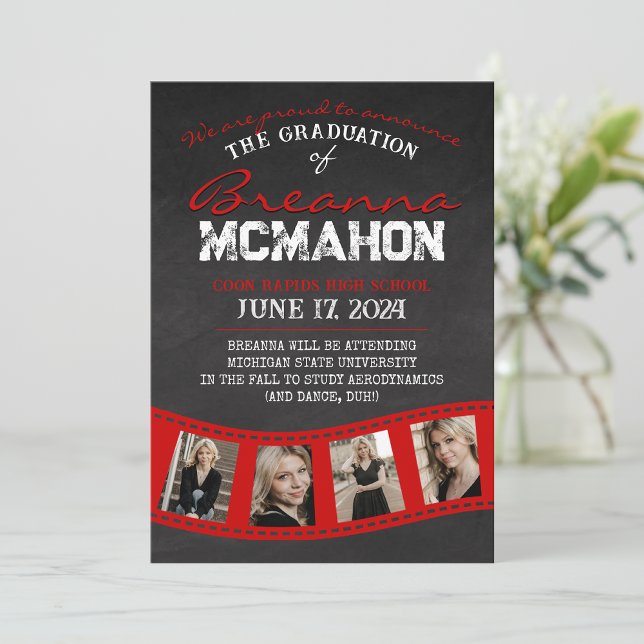 Faire-part de graduation du tableau de bord rouge (Red & Black Chalkboard Graduation Announcements)