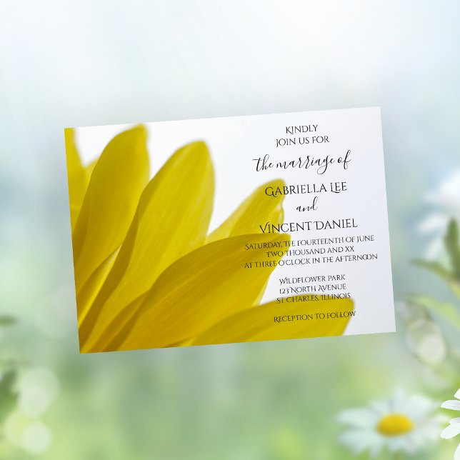 Faire-part de mariage de pétales de fleurs de marg (Créateur téléchargé)