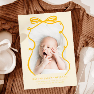 Faire-part de naissance de cadre de la corbeille j