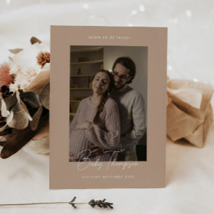 Faire-part Élégant moderne Beige Script Photo Grossesse