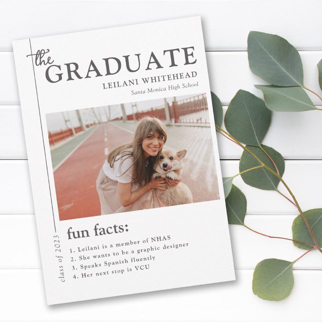 Faire-part Magazine de diplôme Fun Facts Blanc (Créateur téléchargé)