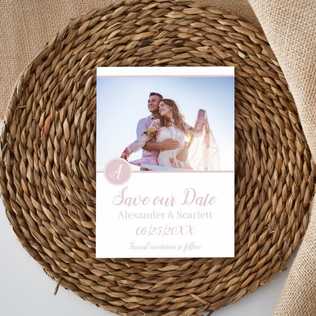 Faire-part Monogramme Rose Photo Enregistrer La Date (Pink Monogram Photo Save the Date Announcement)