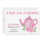 On s'attend à ce qu'une petite fille allaite la gr