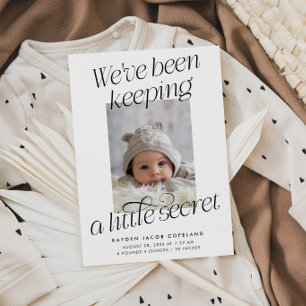 Faire-part Une petite photo blanche moderne de naissance secr
