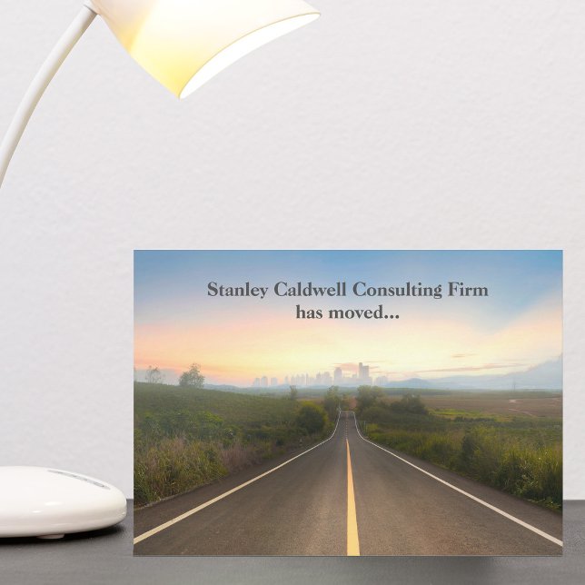 Faire-part Ville moderne Skyline Road Custom Business Moving (Créateur téléchargé)