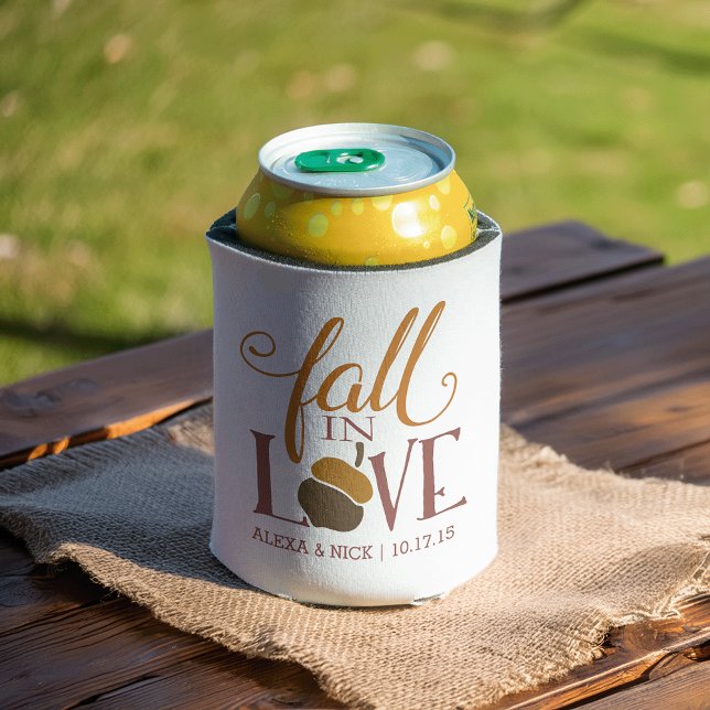 Fall in Love | Autumn Acorn Personalized Favour Can Cooler (Creator Uploaded)