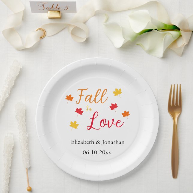 Fall In Love Paper Plate (Wedding)