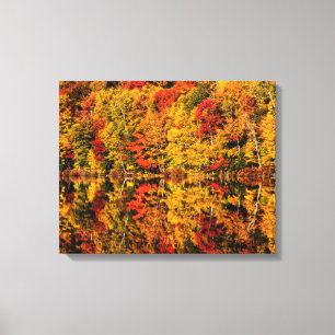 Fall Reflection on Russell Pond   New Hampshire Canvas Print