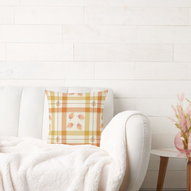 Fall Time Plaid Throw Pillow (Couch)