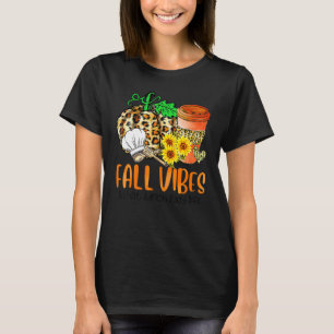 Fall Vibes And That Lunch Lady Life Pumpkin Thanks T-Shirt