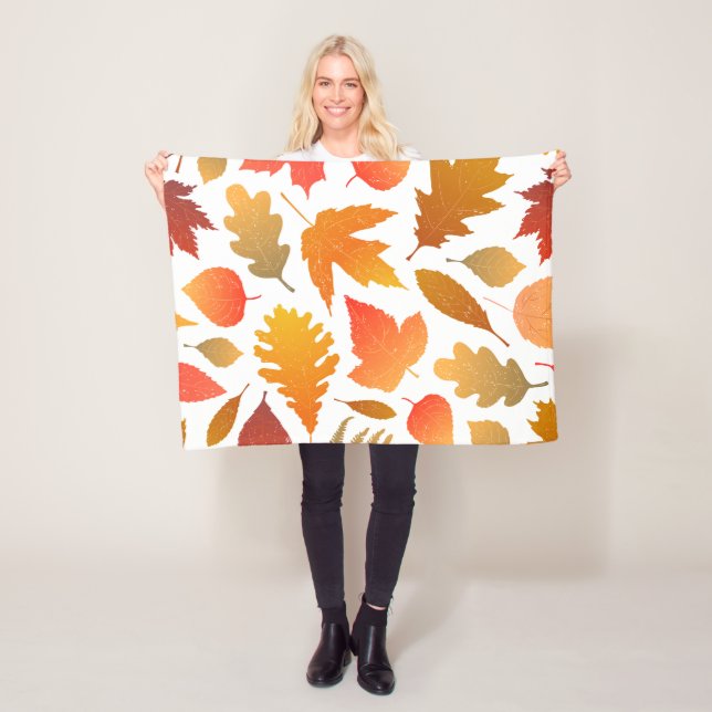 Falling for Autumn – Cozy Leaf Pattern Fleece Blanket (In Situ)