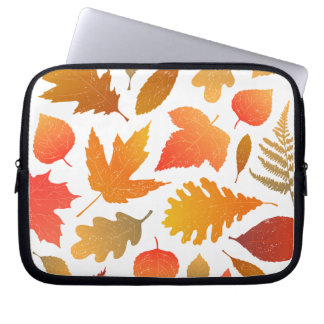Falling for Autumn – Cozy Leaf Pattern Laptop Sleeve