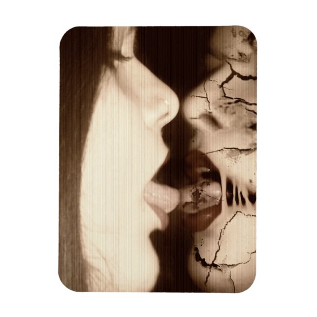 Falln Embrace Magnet (Vertical)