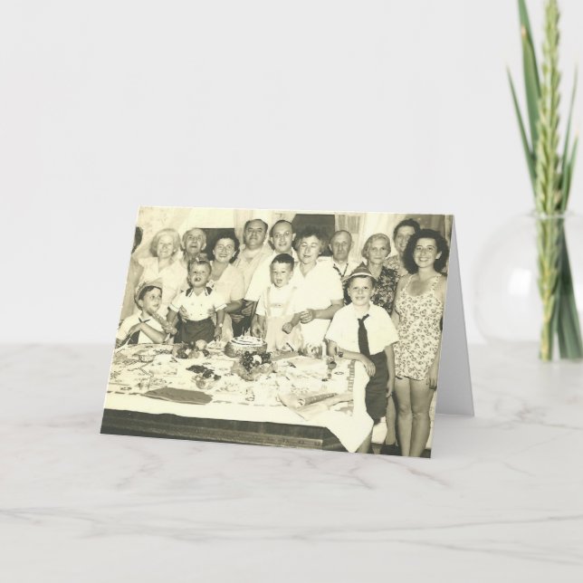 FAMILY BIRTHDAY PARTY! CARD (Front)