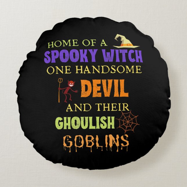 Family Halloween Quote With Witch Devil Spider Round Pillow (Front)