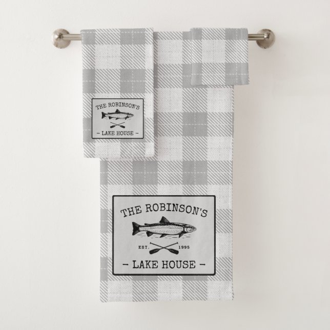Family Lake House Oars Fish Rustic White Plaid Bath Towel Set (Insitu)