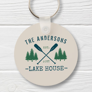 Family Name Lake House Rustic Oars Pine Tree Round Keychain
