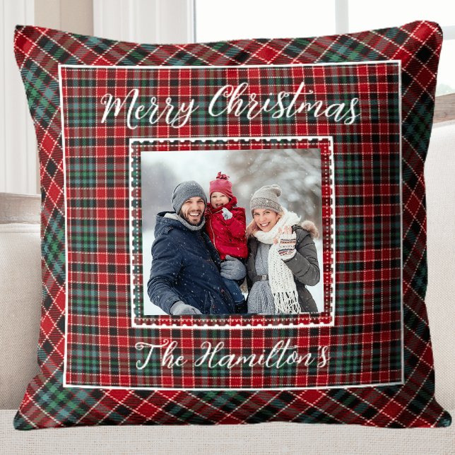 Family Photo Rustic Christmas Plaid Throw Pillow (Family Photo Rustic Christmas Plaid Throw Pillow)
