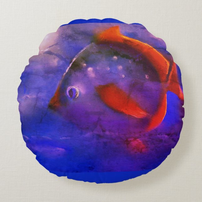 Fantastic Fishes series Round Pillow (Front)