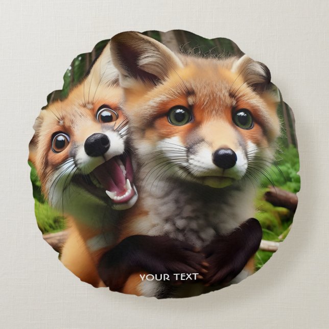 Fantasy Cute Two Foxes Forest  Round Pillow (Front)