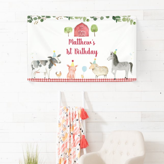Farm Animal Barnyard Greenery Birthday Banner (Insitu)