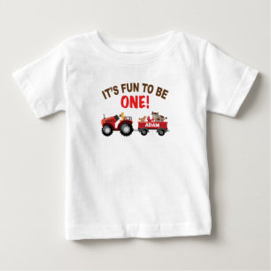 Farm birthday with barn and tractor and animal baby T-Shirt