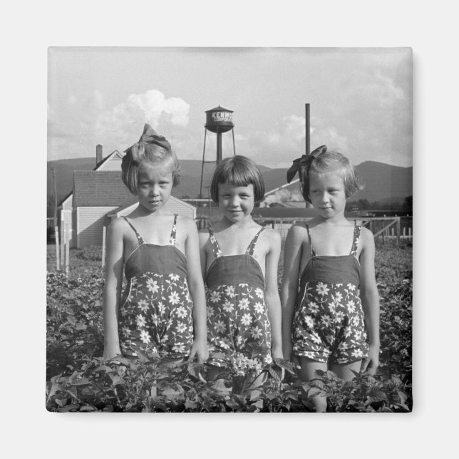 Farmer's Daughters, 1939 Magnet (Front)