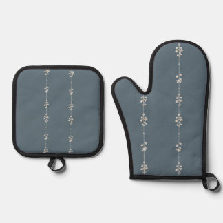 Farmhouse Blue Botanical Kitchen  Oven Mitt & Pot Holder Set