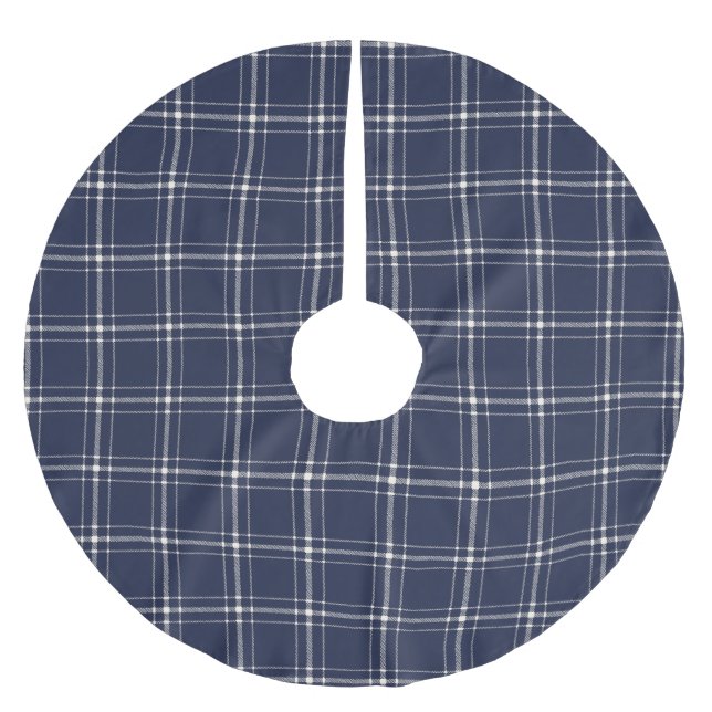 Farmhouse plaid navy off white hand drawn country brushed polyester tree skirt (Front)