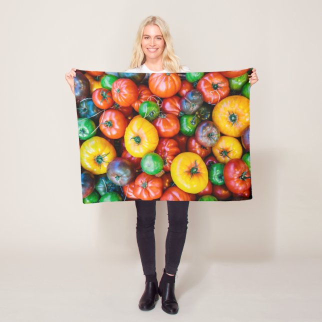 Farms | Colourful Tomato Harvest Fleece Blanket (In Situ)