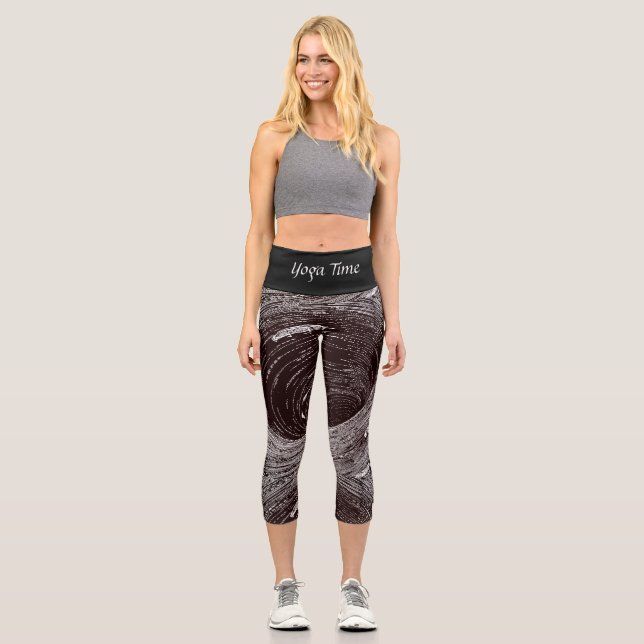 Fascinating Retro Black & White Vortex  Capri Leggings (Front)