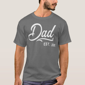 Father Dad Daddy Papa Fathers Day Established 2018 T-Shirt
