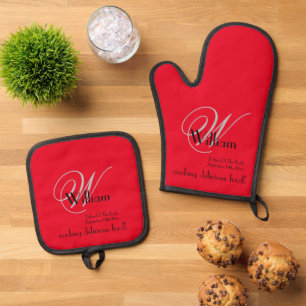 Father Of Bride Monogrammed Gift Simple Red Foodie Oven Mitt & Pot Holder Set