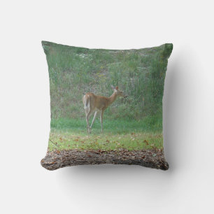 Faune et mère chevreuil oreiller