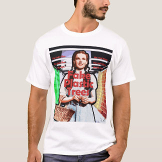 Faux Arbres en plastique classique T-shirt