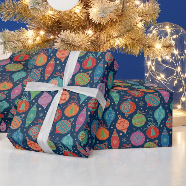 Faux Gold Foil Xmas Tree Decoration Pattern Colour Wrapping Paper (Holidays)