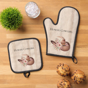 Faux Rustic Cream Wood Pink Rose Cowgirl  Oven Mitt & Pot Holder Set